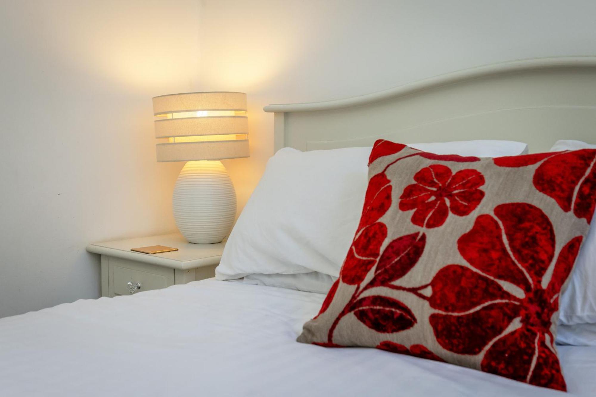 Traditional 3 Bedroom Quiet Duplex Flat By High St, Trams And Buses - Just 1-5 Miles To Centre EDI Exteriér fotografie