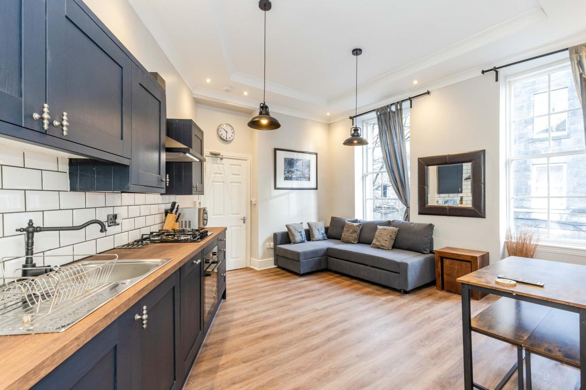 Traditional 3 Bedroom Quiet Duplex Flat By High St, Trams And Buses - Just 1-5 Miles To Centre EDI Exteriér fotografie