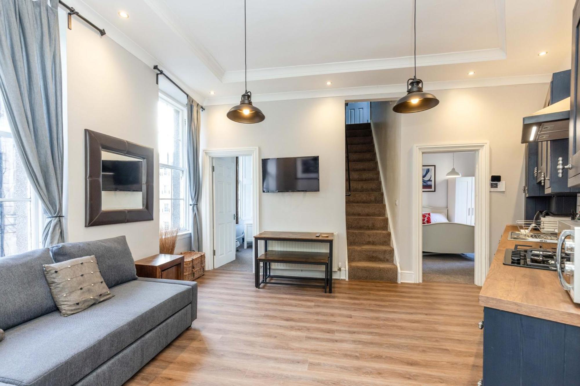 Traditional 3 Bedroom Quiet Duplex Flat By High St, Trams And Buses - Just 1-5 Miles To Centre EDI Exteriér fotografie