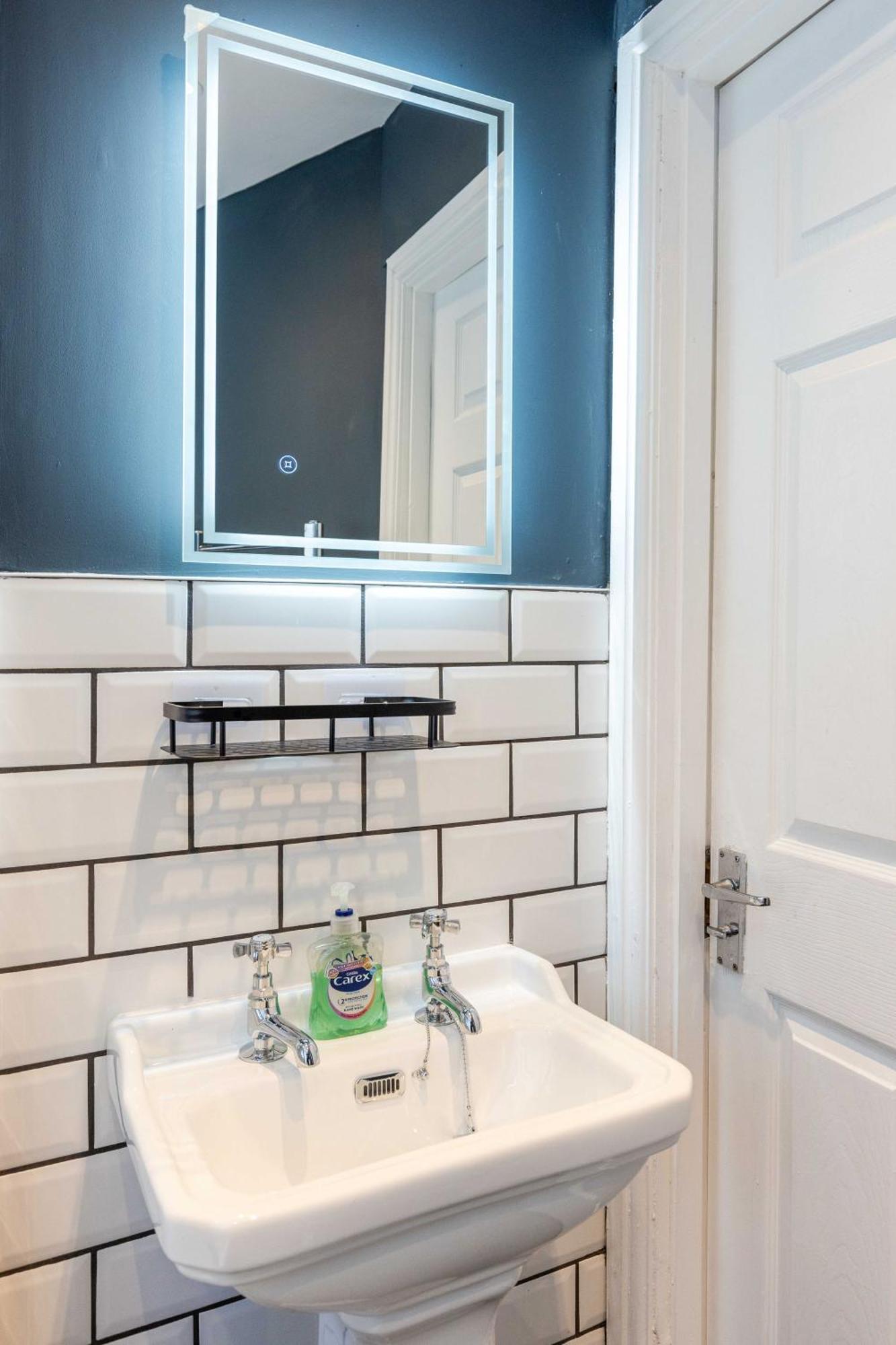 Traditional 3 Bedroom Quiet Duplex Flat By High St, Trams And Buses - Just 1-5 Miles To Centre EDI Exteriér fotografie